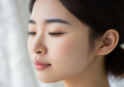 双眼皮术后闭眼不全正常吗？