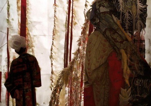 好，我现在需要帮用户写一篇关于眶隔脂肪释放的自媒体文章。首先，我得理解这个主题。眶隔脂肪释放，听起来和面部脂肪有关，可能涉及美容或者医学美容的内容