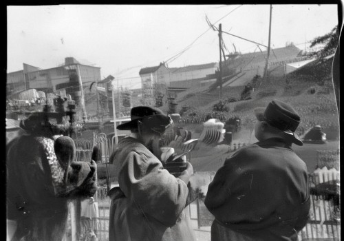 好,我现在需要帮用户写一篇关于开眼角疤痕增生期护理的文章。用户是自媒体作者,所以文章需要吸引人,内容要实用,同时结构清晰 好,我现在需要帮用户写一篇关于开眼角疤痕增生期护理的文章。用户是自媒体作者,所以文章需要吸引人,内容要实用,同时结构清晰