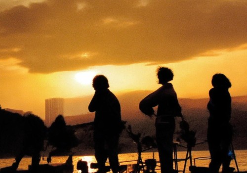 好,用户让我写一个关于眼周紧致的自媒体文章。首先,我需要确定文章的结构和内容。用户要求标题和至少973个字的文章,所以我得先想一个吸引人的标题,然后详细展开 好,用户让我写一个关于眼周紧致的自媒体文章。首先,我需要确定文章的结构和内容。用户要求标题和至少973个字的文章,所以我得先想一个吸引人的标题,然后详细展开