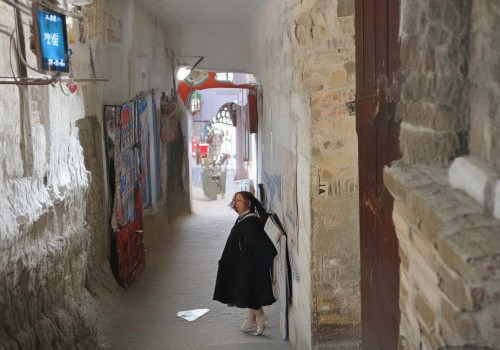 好,我现在要帮用户写一篇关于糖尿病患者眼部整形风险的文章。首先,我得理解用户的需求。用户是自媒体作者,所以文章需要吸引人,同时信息准确,适合目标读者阅读 好,我现在要帮用户写一篇关于糖尿病患者眼部整形风险的文章。首先,我得理解用户的需求。用户是自媒体作者,所以文章需要吸引人,同时信息准确,适合目标读者阅读