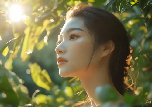 嗯，用户问的是修复手术为什么比初次手术贵？首先，我得理解用户的需求。他们可能是在考虑做修复手术，担心费用问题，所以想了解价格差异的原因。作为自媒体作者，我需要提供一个详细但易懂的解释，帮助读者理解