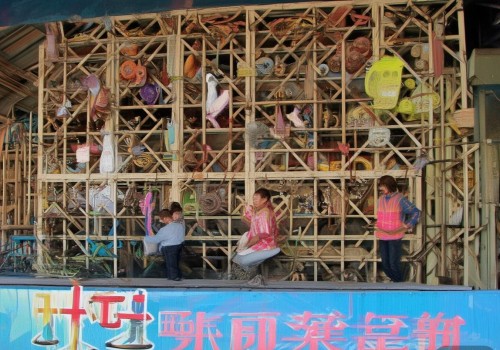 好，我现在需要帮用户写一篇关于开眼角疤痕增生期护理的文章。用户是自媒体作者，所以文章需要吸引人，内容要实用，同时要有一定的深度