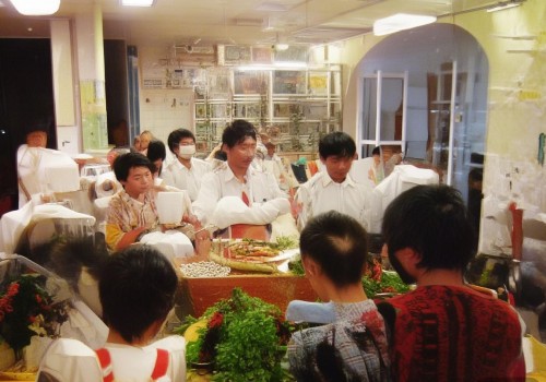 好,我现在需要帮用户写一篇关于双眼皮术后多久能化妆戴美瞳的文章。用户是自媒体作者,所以文章需要吸引人,内容要详细且实用 好,我现在需要帮用户写一篇关于双眼皮术后多久能化妆戴美瞳的文章。用户是自媒体作者,所以文章需要吸引人,内容要详细且实用