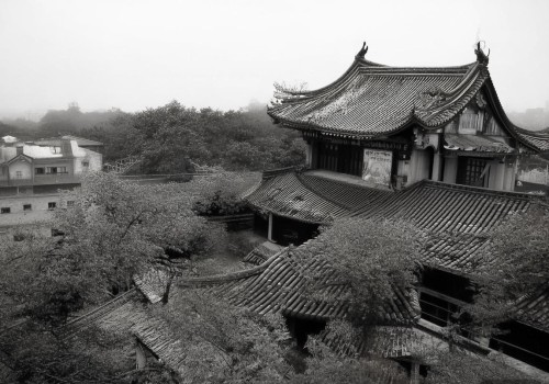 好,我现在需要帮用户写一篇关于线雕的文章。首先,我得弄清楚线雕指的是什么。这个词可能有不同的解释,比如在医学上是线性雕琢术,或者在艺术、科技领域有不同的应用。我得先确定用户的具体需求 好,我现在需要帮用户写一篇关于线雕的文章。首先,我得弄清楚线雕指的是什么。这个词可能有不同的解释,比如在医学上是线性雕琢术,或者在艺术、科技领域有不同的应用。我得先确定用户的具体需求