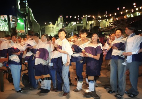 好，我现在需要帮用户写一篇关于超声刀的文章。用户是自媒体作者，所以文章需要吸引人，内容要详细，不少于875字。首先，我得明确超声刀是什么，它的原理和用途