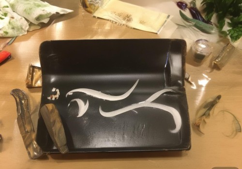 好，用户给了一个任务，让我先写一个文章标题，然后写不少于802个字的文章内容，主题是额肌悬吊。首先，我需要理解额肌悬吊是什么意思。额肌应该是指额头的肌肉，悬吊可能是指一种锻炼额头肌肉的方法