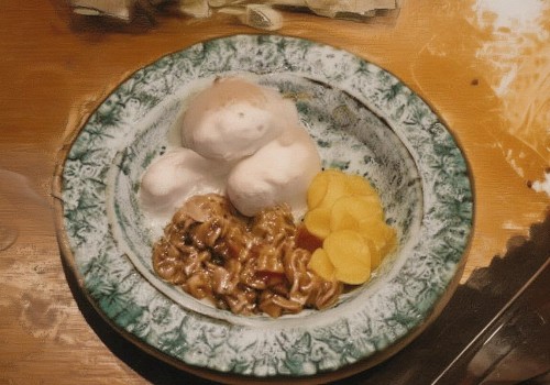 好，我现在需要帮用户写一篇关于韩国眼整形的文章。用户给了一个标题韩国眼整形，从传统到现代的演变，所以我要围绕这个主题展开