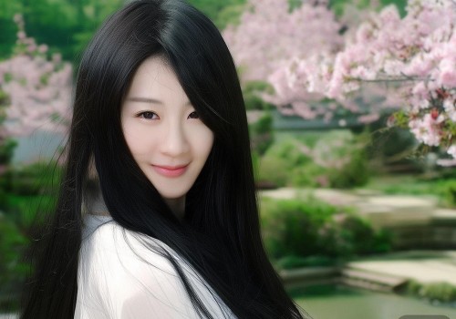 嗯，用户问的是如何判断自己适合开内眼角还是外眼角。首先，我得理解什么是内眼角和外眼角。内眼角是眼睛的内侧部分，而外眼角是外侧部分。开眼角通常指的是手术，可能是指切开内眼角或外眼角