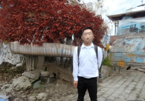 好，我现在需要帮用户写一篇关于韩国眼整形的文章。用户给了标题韩国眼整形，从传统到现代的演变，看起来他希望文章既有历史回顾，又有现代技术的介绍，还有可能的比较和建议