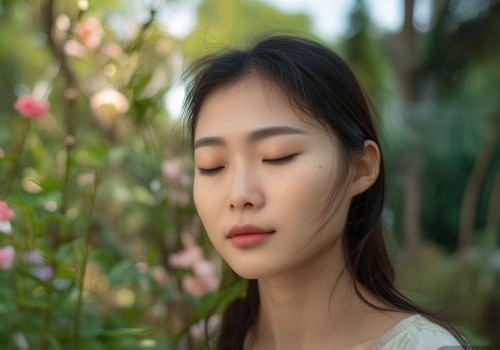 嗯，用户问的是双眼皮术后闭眼不全正常吗？首先，我需要理解用户的问题。他们可能刚刚做完双眼皮手术，发现闭眼的时候眼皮没有完全闭上，担心这是不是正常的，或者是不是哪里做错了